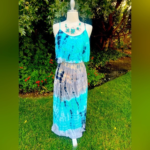 Sage Dresses & Skirts - SAGE -Elegant Blue Tie-Dye Maxi Dress